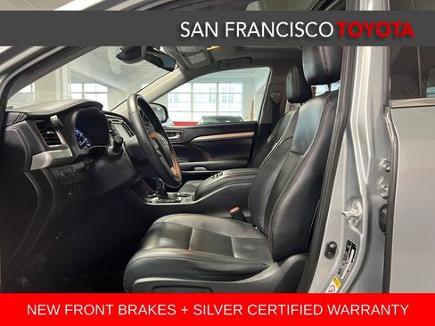 Certified 2019 Toyota Highlander XLE image 11