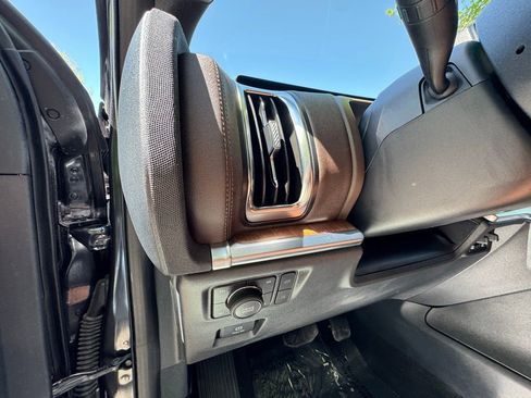 Used 2025 Ford Expedition King Ranch AWD/4WD image 17