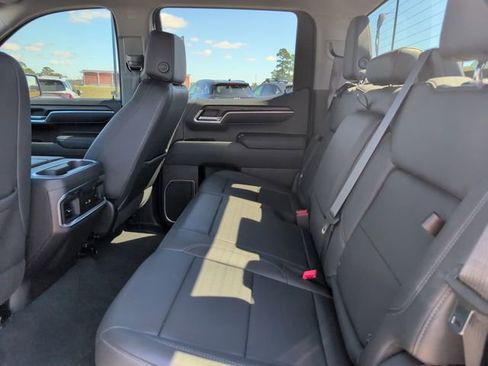 Used 2024 GMC Sierra 1500 SLT w/ SLT Premium Package image 31