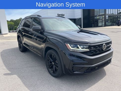 Used 2022 Volkswagen Atlas SEL R-Line AWD/4WD image 3