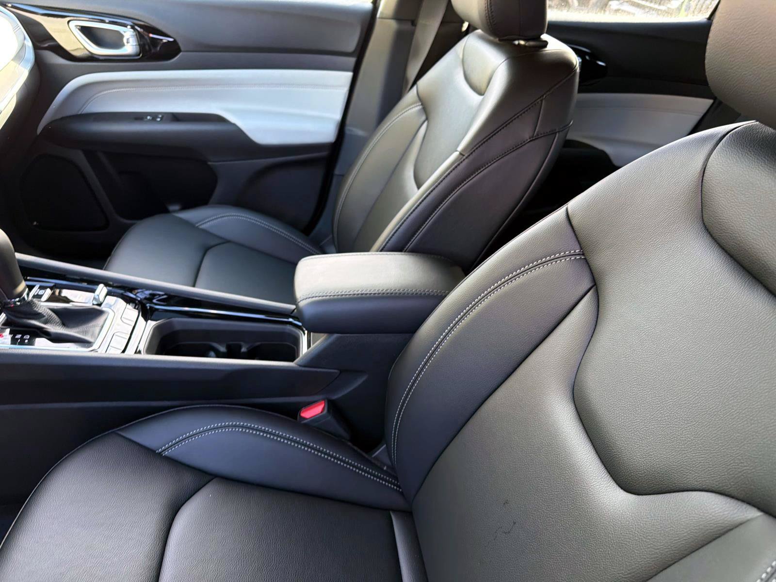 New 2026 Jeep Compass Limited AWD/4WD image 11