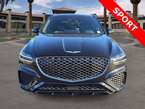 Used 2022 Genesis GV70 3.5T Sport image 3