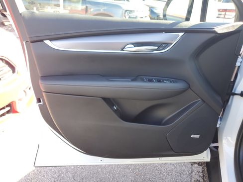 Used 2024 Cadillac XT5 Luxury image 13