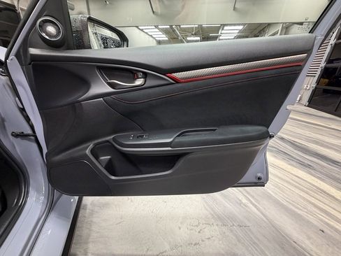 Used 2019 Honda Civic Type R image 36
