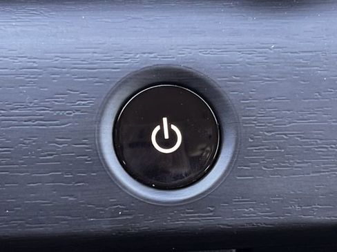 Used 2023 Nissan Ariya Platinum+ image 19