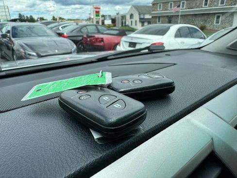 Used 2011 Lexus GX 460 image 33