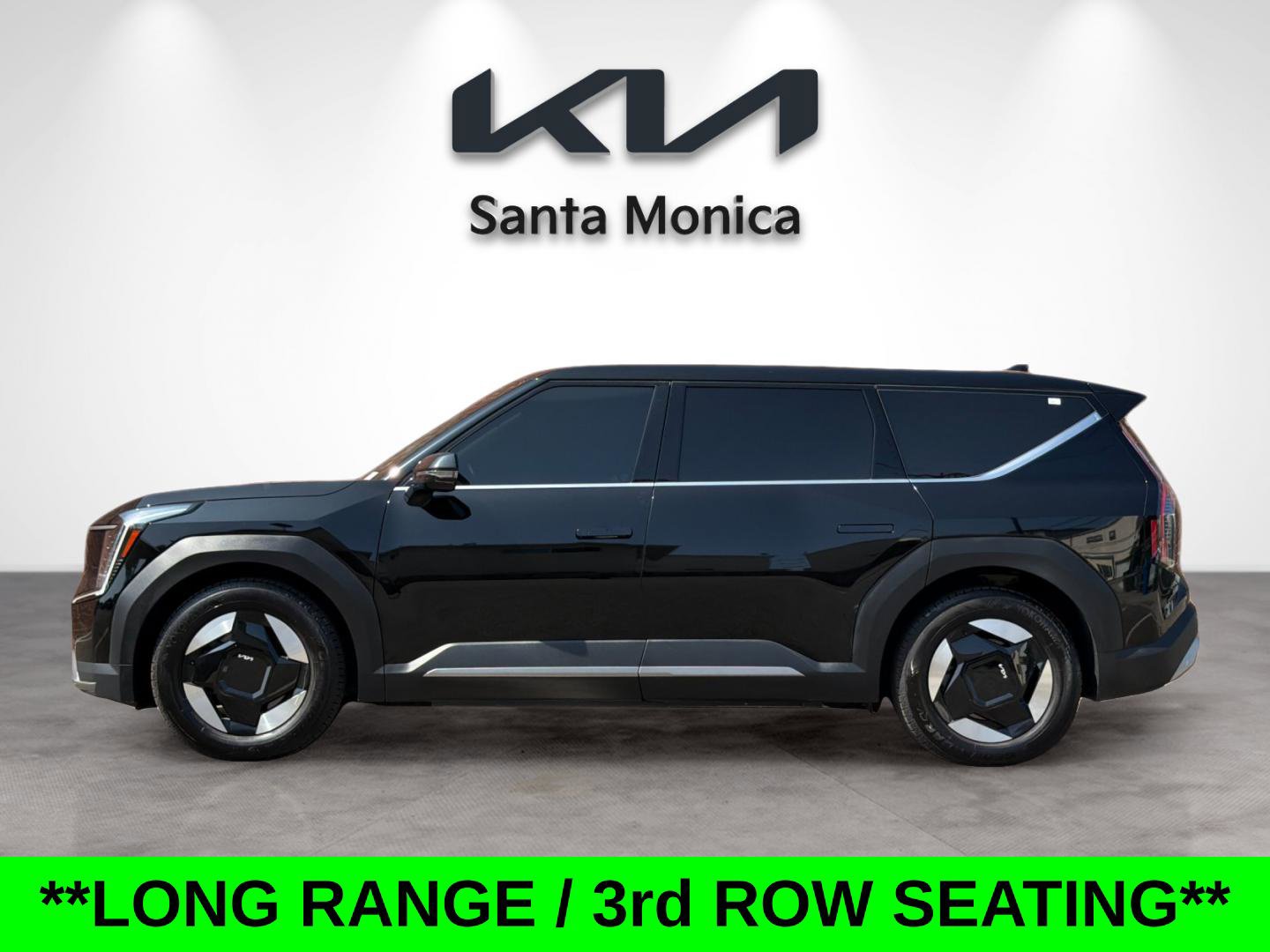 Certified 2024 Kia EV9 Light Long Range RWD image 3