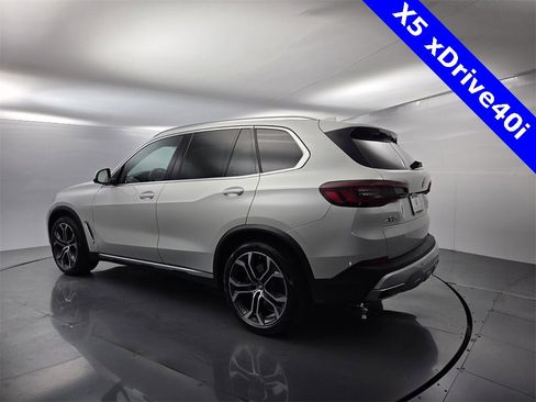 Used 2023 BMW X5 xDrive40i w/ Premium Package image 10