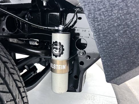 Used 2022 Jeep Gladiator Overland w/ Popular Equipment Package image 6