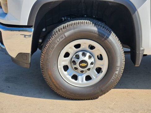 New 2025 Chevrolet Silverado 2500 W/T RWD image 17