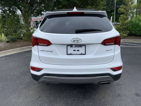 Used 2018 Hyundai Santa Fe Sport w/ 2.4L Value Package 02 FWD image 7