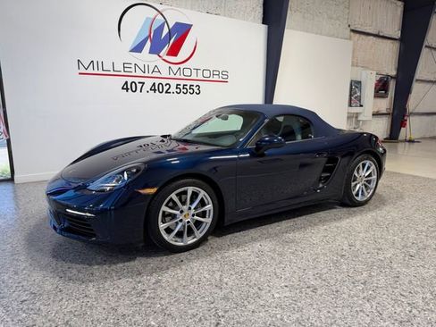 Used 2018 Porsche 718 Boxster RWD image 47