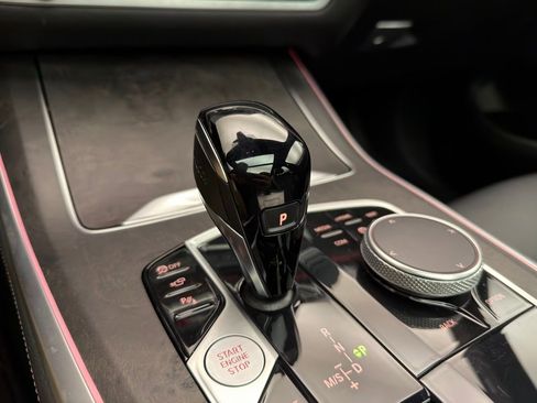 Used 2022 BMW X5 xDrive40i w/ M Sport Package image 10