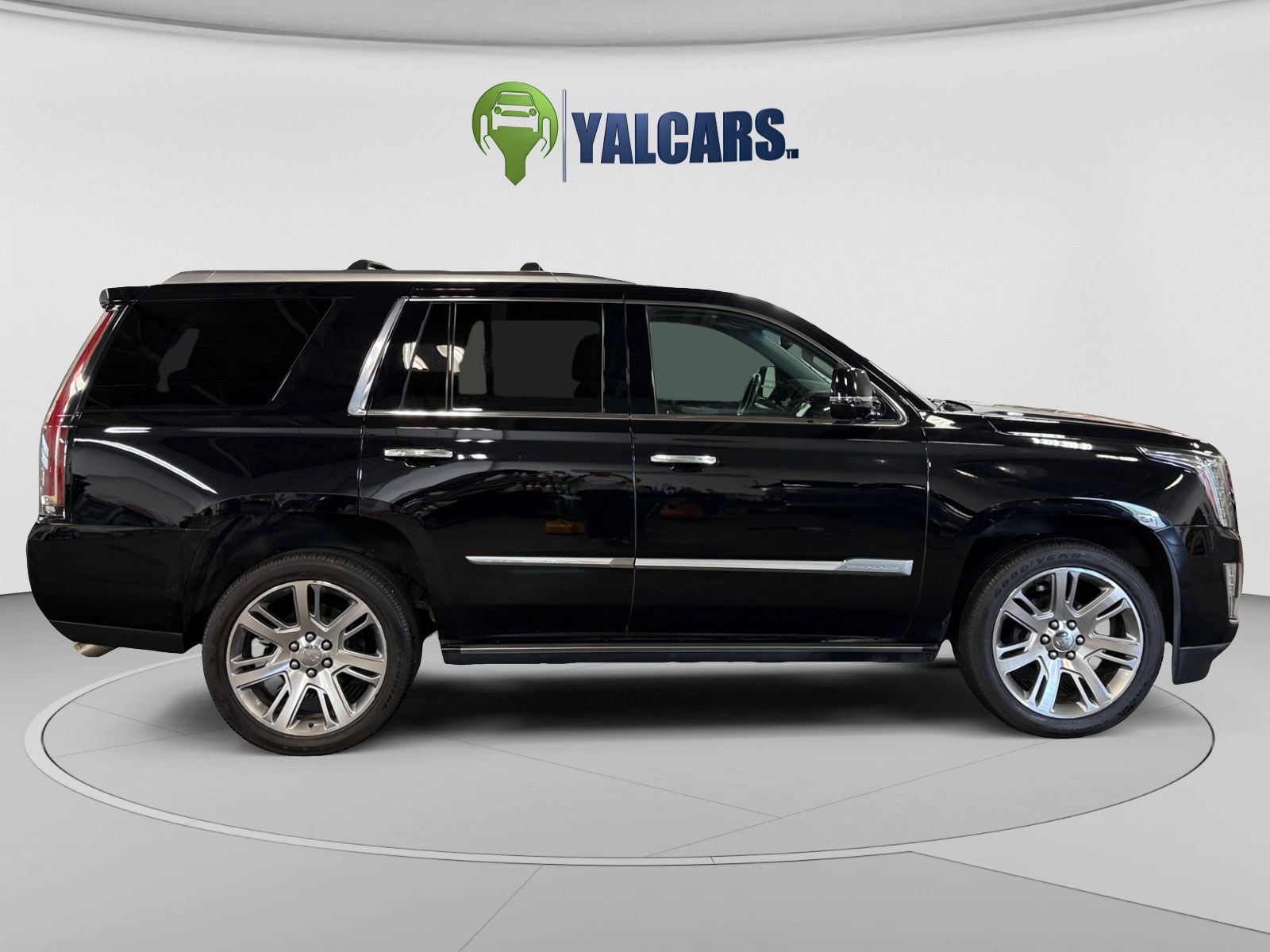 Used 2015 Cadillac Escalade Premium AWD/4WD image 6