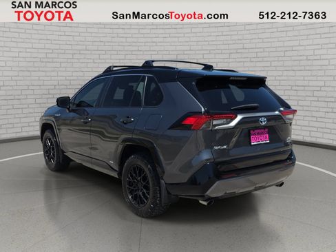 Used 2021 Toyota RAV4 XSE AWD/4WD image 8
