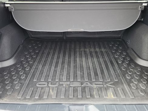 Used 2021 Subaru Outback Premium image 28