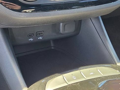 New 2026 Buick Envista Sport Touring w/ Convenience I Package FWD image 36