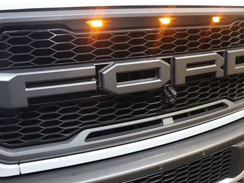 Used 2017 Ford F150 Raptor w/ Equipment Group 802A Luxury AWD/4WD image 13