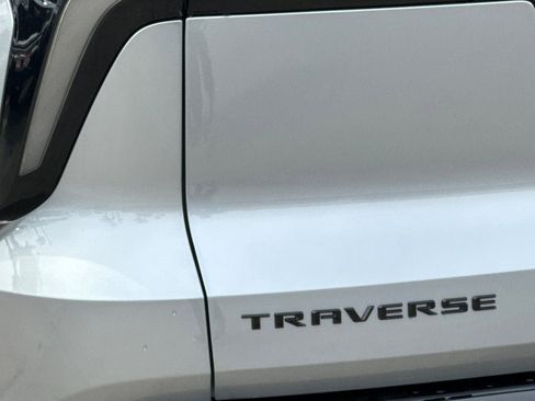 Certified 2026 Chevrolet Traverse RS image 28