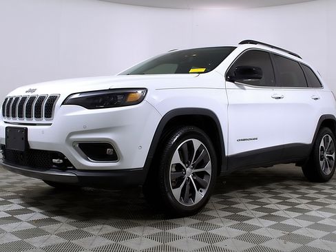 Used 2022 Jeep Cherokee Limited w/ Elite Package image 2