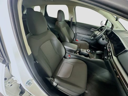 Used 2026 Kia Sportage S AWD/4WD image 30