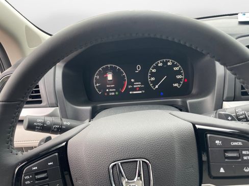 Certified 2026 Honda Odyssey EX-L image 11