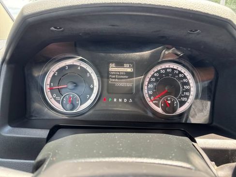 Used 2018 RAM 2500 Tradesman w/ Chrome Appearance Group AWD/4WD image 13
