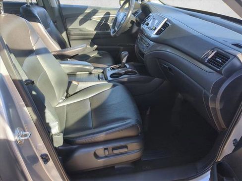 Used 2019 Honda Ridgeline RTL image 22