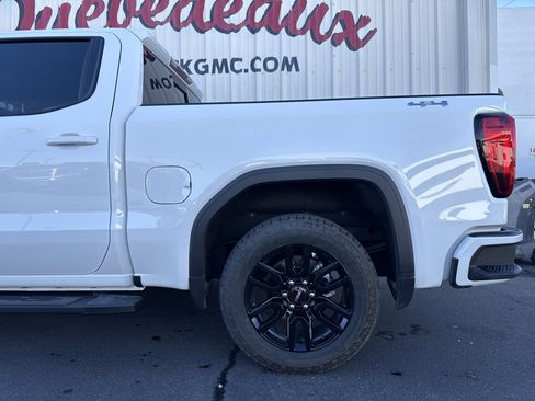 Used 2025 GMC Sierra 1500 Elevation w/ Elevation Premium Package image 2