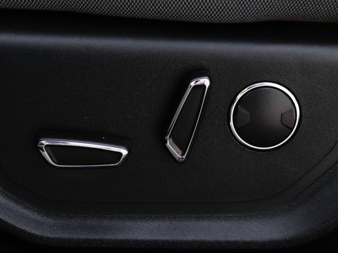 Used 2018 Ford F150 XLT w/ Equipment Group 302A Luxury image 17