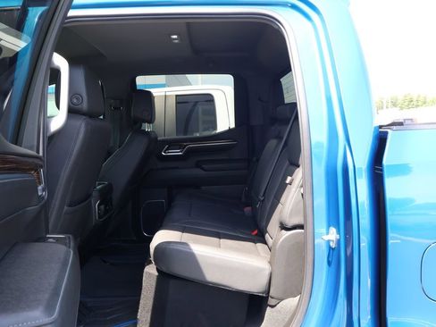 Used 2023 GMC Sierra 1500 Elevation w/ Elevation Premium Package AWD/4WD image 33