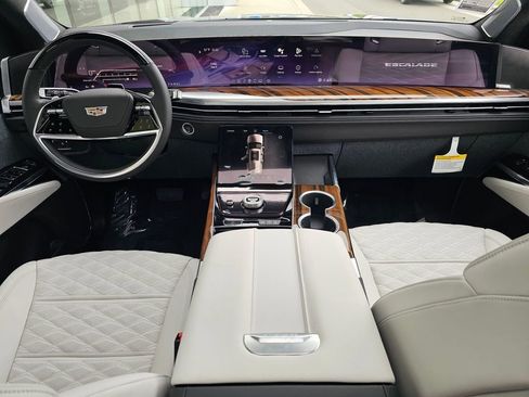 New 2026 Cadillac Escalade Platinum Sport AWD/4WD image 20