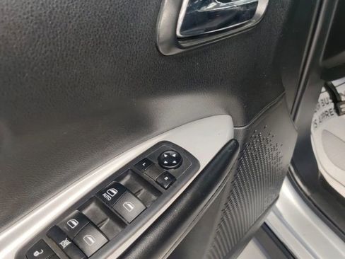 Used 2019 Dodge Journey SE w/ Connectivity Group image 22