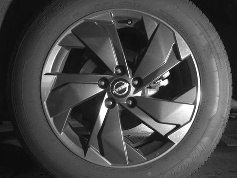 Used 2025 Nissan Rogue SV AWD/4WD image 14