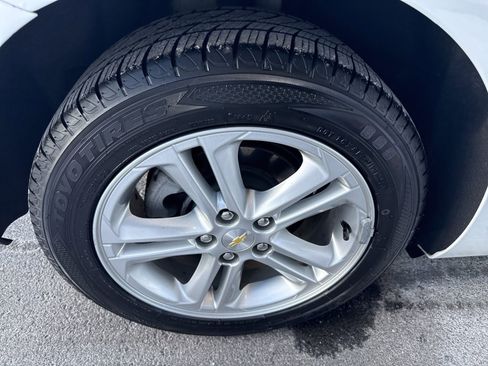 Used 2018 Chevrolet Cruze LT w/ Convenience Package image 13