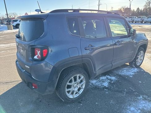 Used 2022 Jeep Renegade Latitude w/ Convenience Group image 8