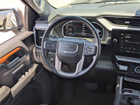 Used 2022 GMC Sierra 1500 Denali AWD/4WD image 15