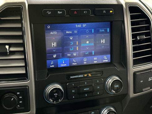 Used 2019 Ford F150 Platinum w/ Equipment Group 701A Luxury image 23