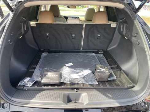 Used 2025 Nissan Murano Platinum w/ Cargo Package AWD/4WD image 18