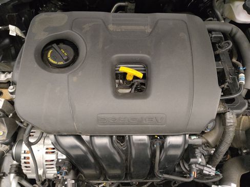 Used 2023 Kia Forte LXS image 30