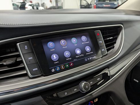 Used 2020 Buick Enclave Premium w/ Sun and Sites Package AWD/4WD image 24
