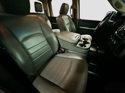 Used 2018 RAM 3500 Tradesman w/ Snow Chief Group image 27