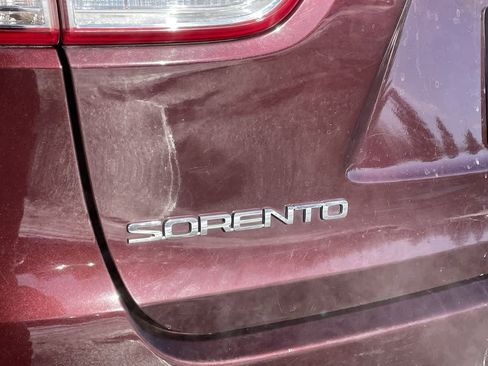 Used 2016 Kia Sorento LX w/ LX Convenience Package image 37