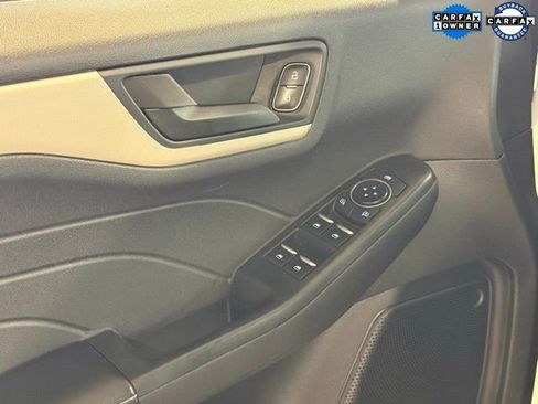 Used 2022 Ford Escape SE w/ Convenience Package image 23