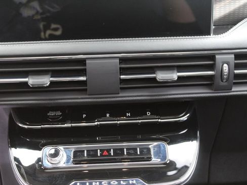 Used 2024 Lincoln Corsair Reserve w/ Equipment Group 201A AWD/4WD image 16
