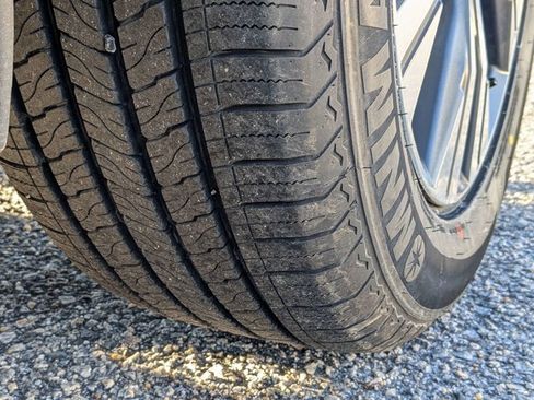 Certified 2023 Nissan Rogue SV image 13