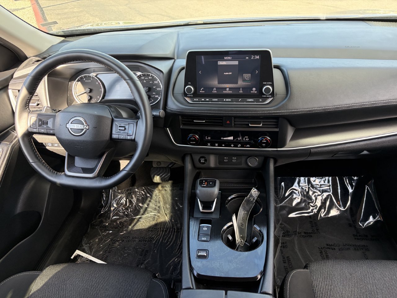 Certified 2025 Nissan Rogue SV FWD image 17