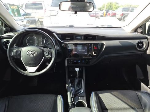 Used 2019 Toyota Corolla SE FWD image 9