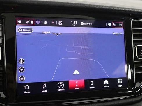 Used 2024 Dodge Durango GT image 8