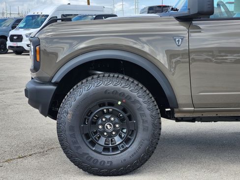 New 2026 Ford Bronco 4-Door w/ Sasquatch Package AWD/4WD image 7